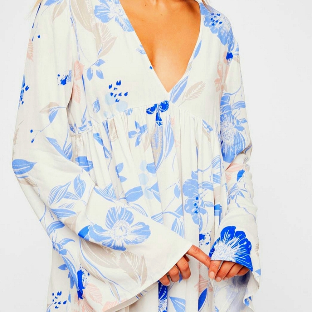 Free People | Ivory Bell Sleeve | Blue Floral Tunic - Picture 12 of 12